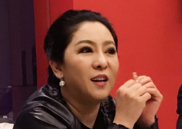 向太年轻时照片被爆,迷倒一大群娱乐圈大佬,网友:这也太美了!