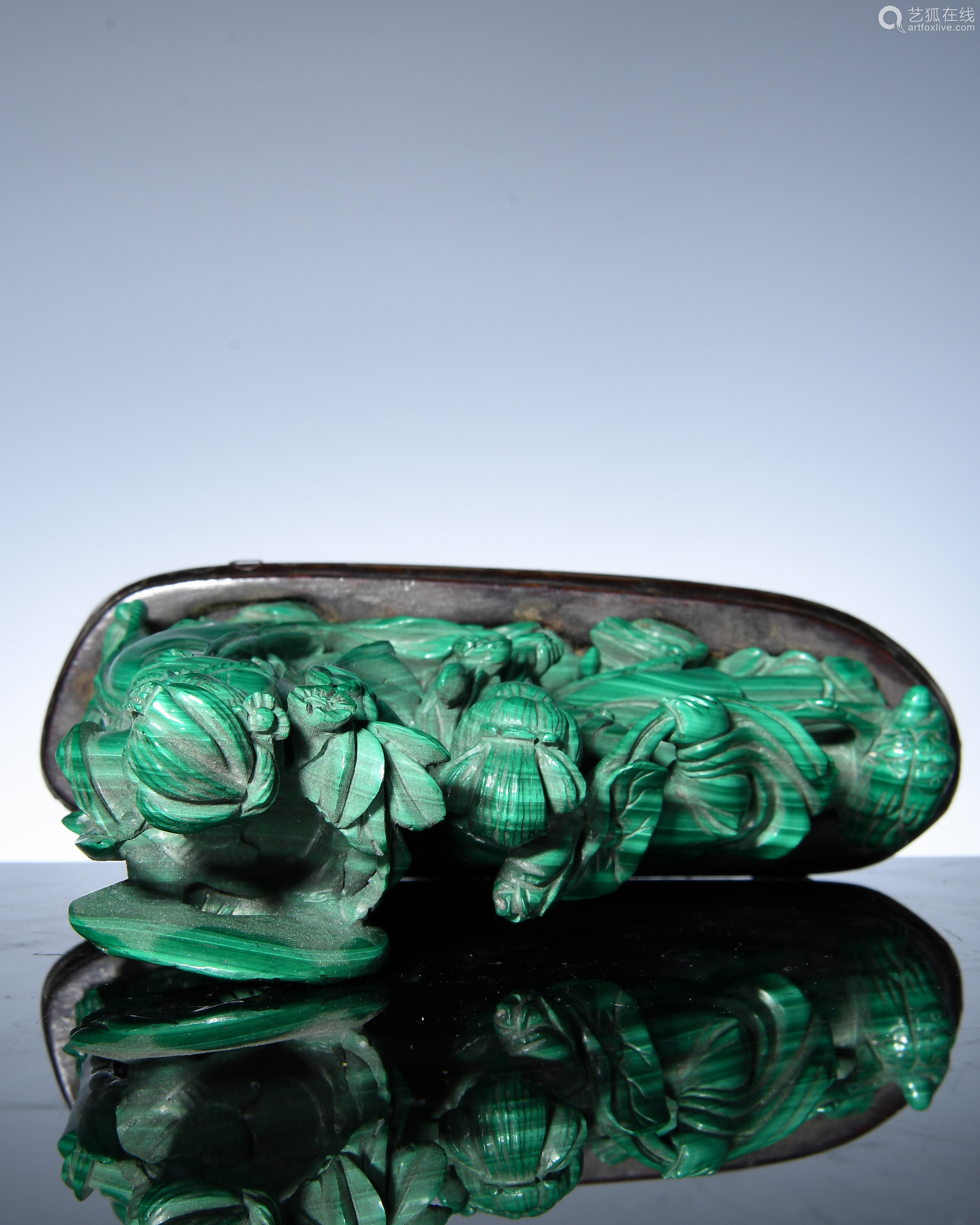 清代孔雀石仕女摆件