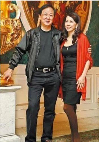 一代武侠巨星王羽去世,曾偕同警察捉奸踢开门后……_王凯贞_女儿_老婆