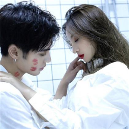 2020情侣头像个性