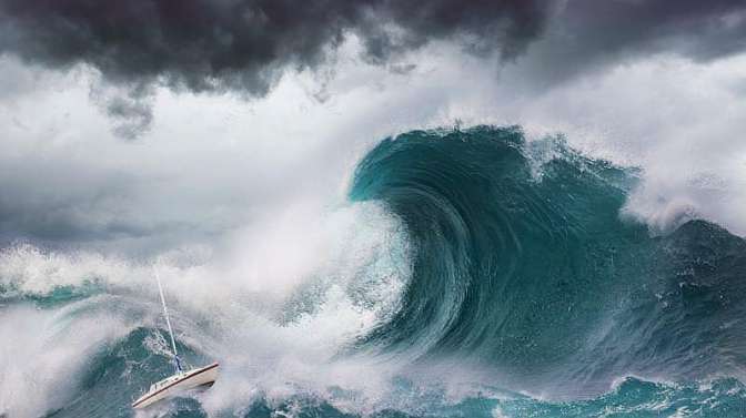 为何船遭遇海啸时,不跑反而拼命向海啸冲去?