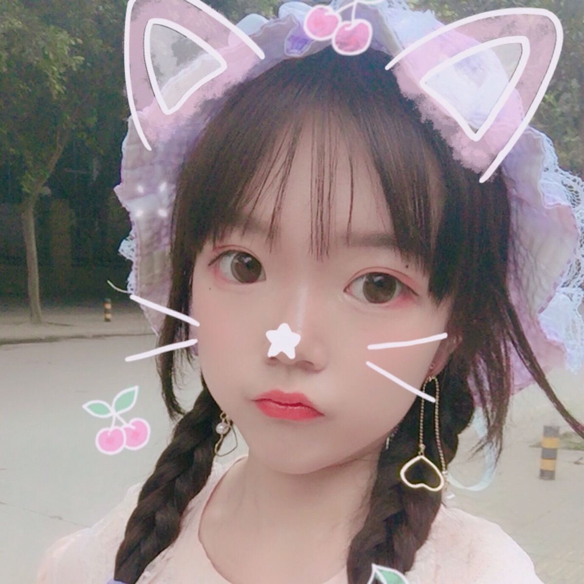 个性 自拍 狗狗 猫猫 森系 背影杀手 侧面 黑白 情头 女生头像 小清新