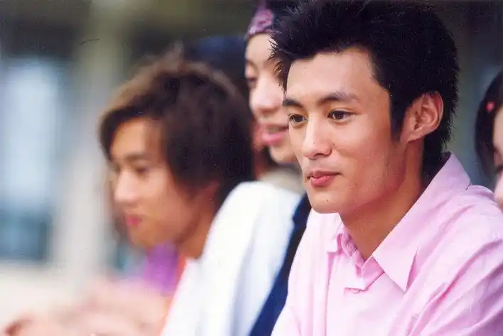 余文乐初出道清涩造型大合集