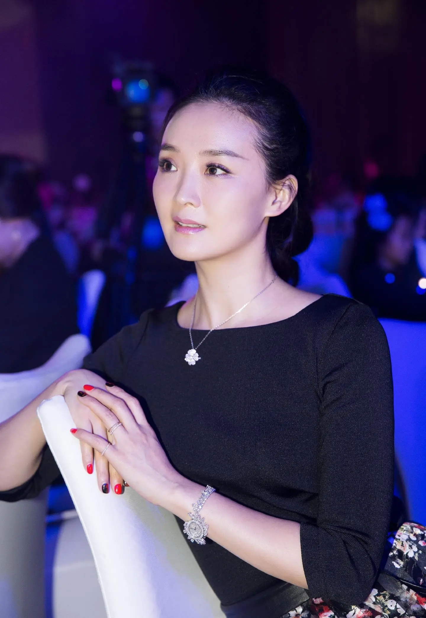 然而,王艳并没有想到,自己的婚后生活似乎并没有"一帆风顺".