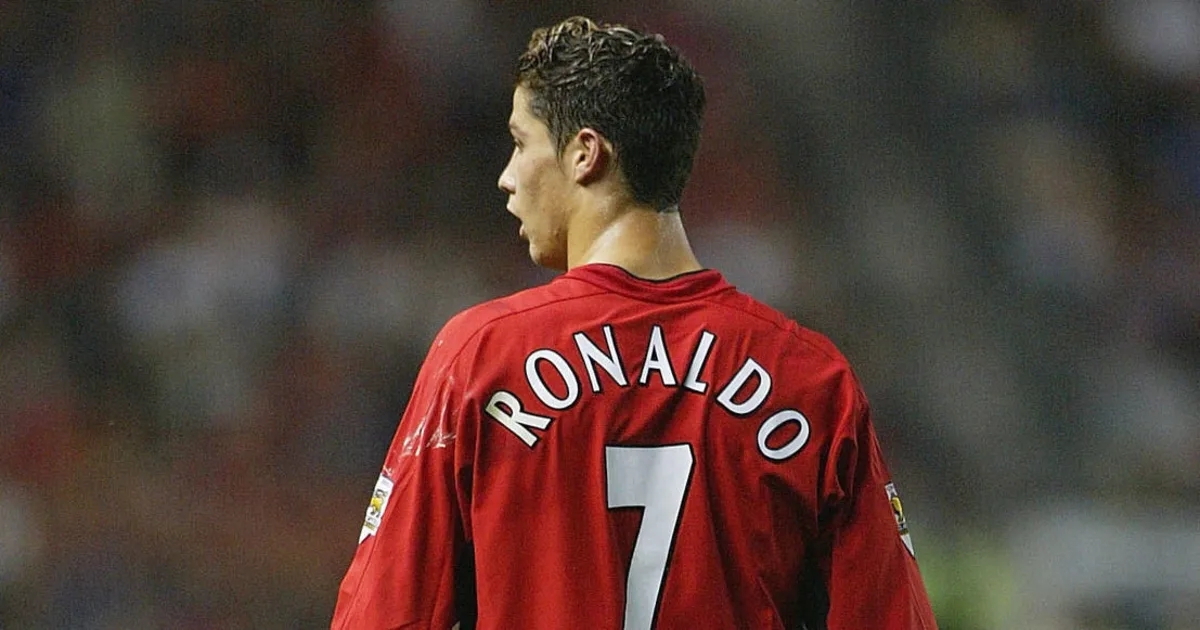 c罗昔日飚速时刻:半场开趟生撕对手后防-直播吧手机版