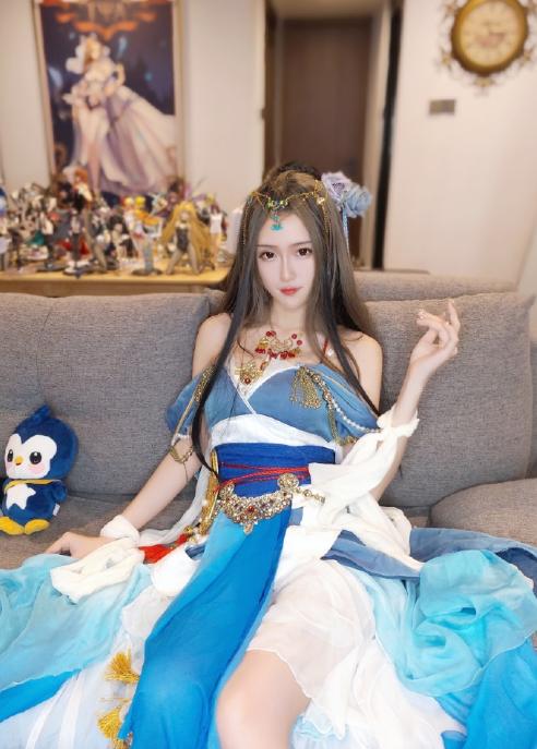 腐团儿在界内一直都有一个标签,那就是女神,拥有着