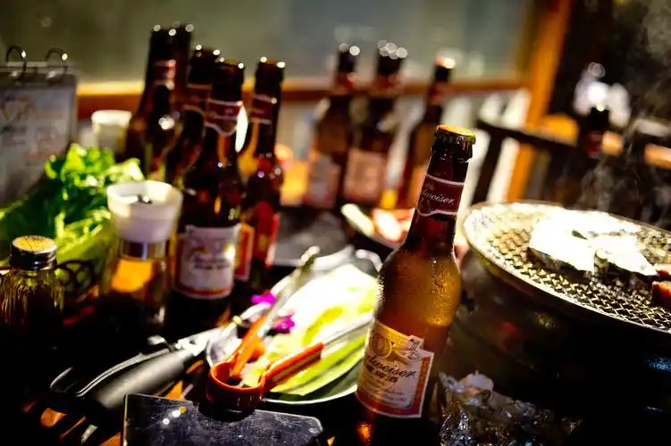 何以消愁,唯有烤肉配啤酒