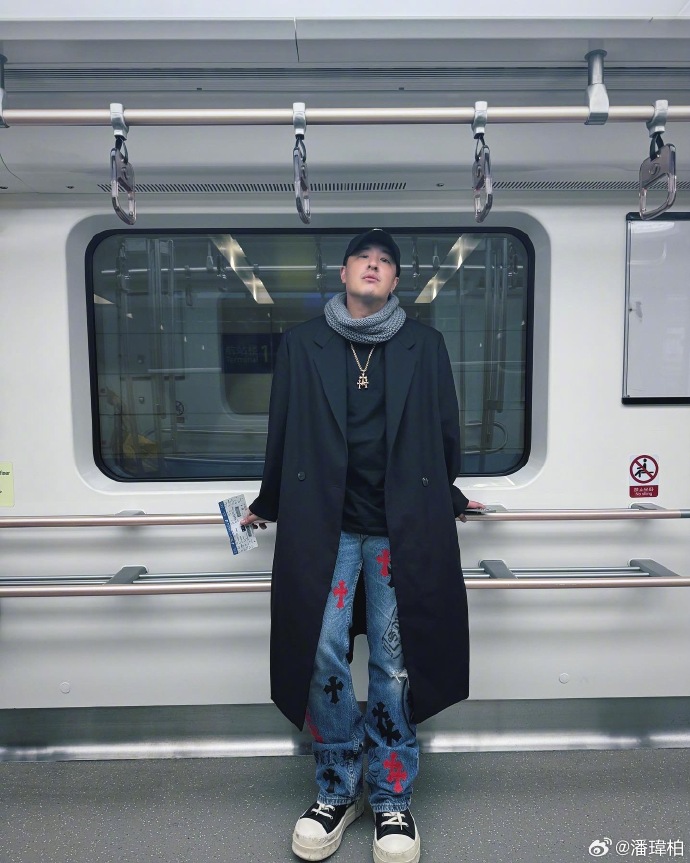 #潘玮柏狂爱巡回演唱会#