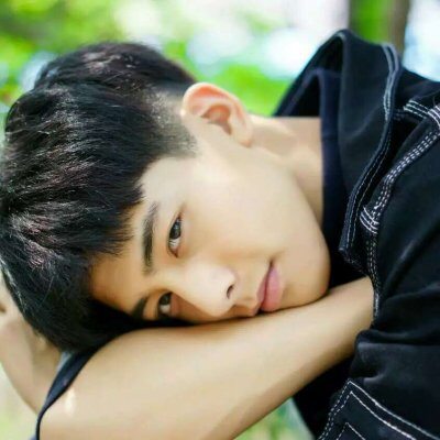 好看的头像图片超清男生小清新男生帅气真人头像大全