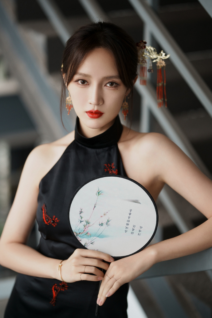 孟佳天赐的声音##天赐的声音