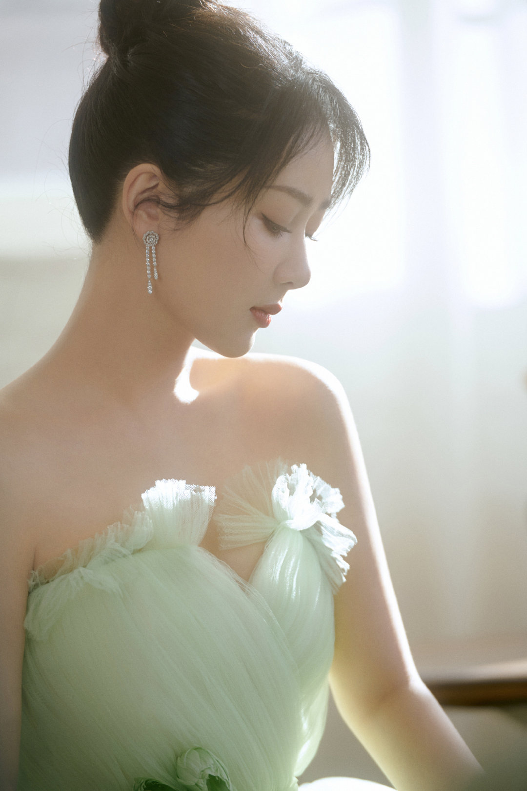 杨紫高清壁纸头像无水印