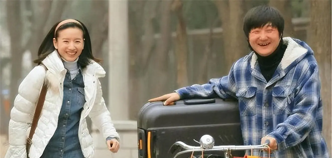 潘粤明被董洁毁了家庭事业和名声,有人比他更惨_钟镇涛_章小蕙_婚姻