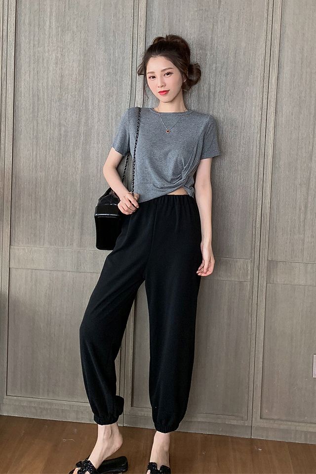 灯笼裤怎么搭配上衣呢?