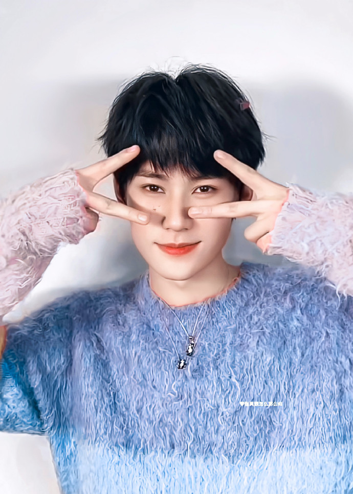 张真源文艺风随拍live图##张真源北京大学生音乐节舞台镜头