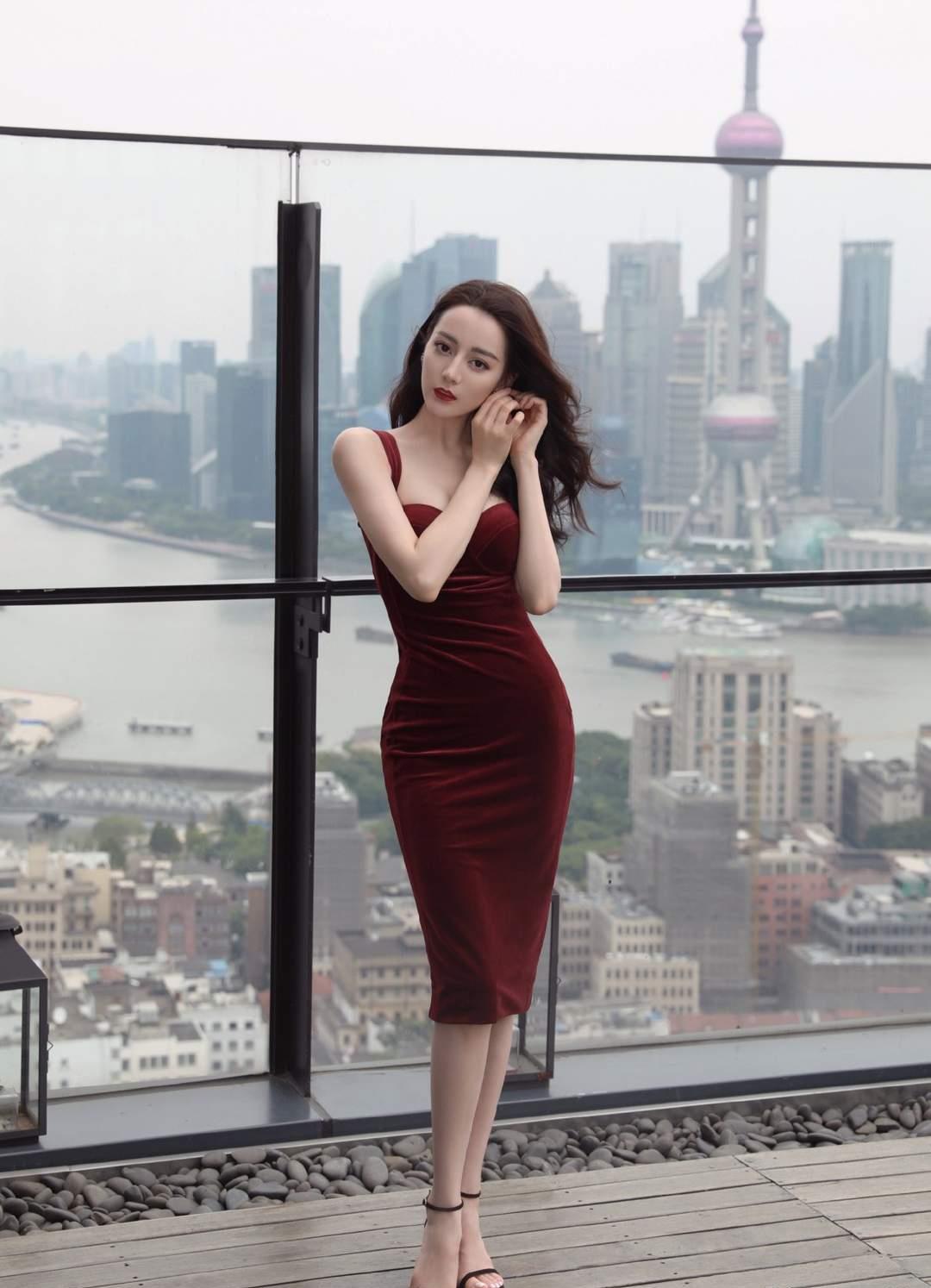 谁才是娱乐圈顶级女明星s型身材王中王第一名超出你的想象