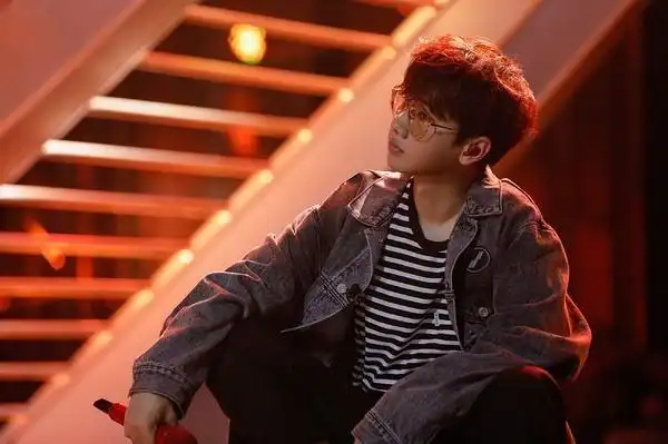 汪苏泷侧脸合集