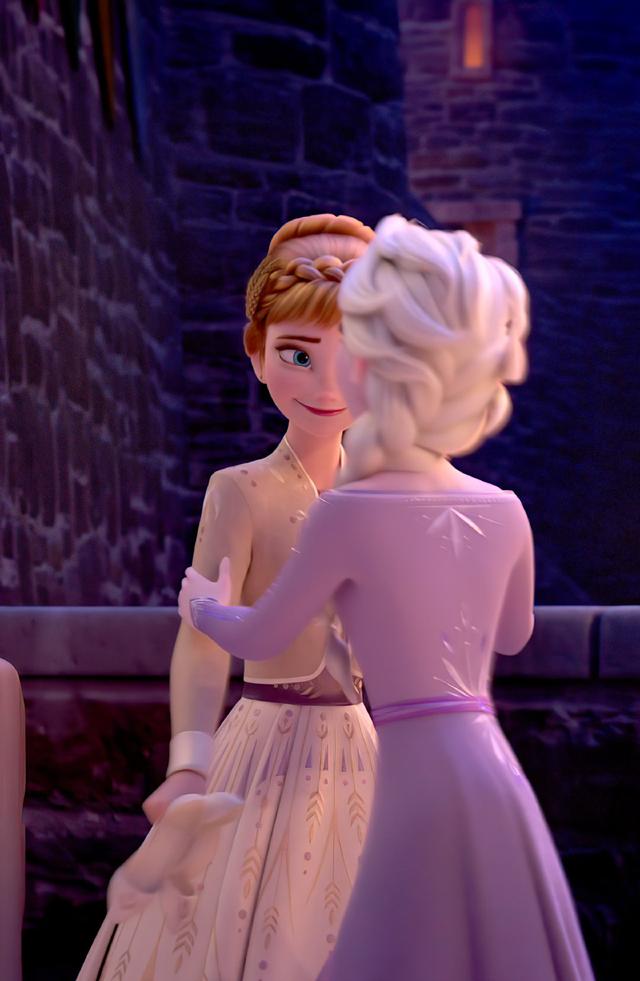 太美了!《冰雪奇缘2》艾莎和安娜精修超清新壁纸图