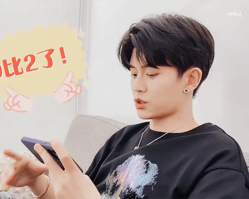 跟着任boss重温奥运时刻一起上头任嘉伦看国乒比赛的reaction安排上了