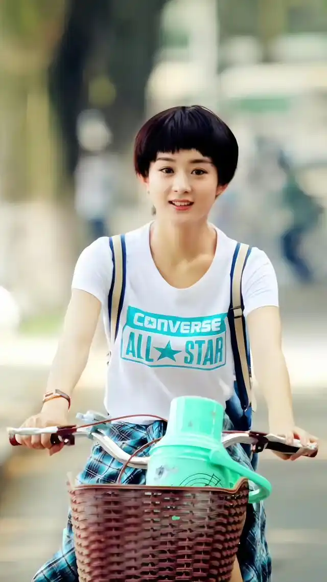 赵丽颖出道18年56个角色壁纸美图,你都看过哪些?