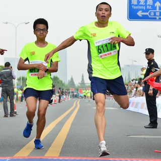 上传照片 创建比赛 发布装备 发布原创 认领成绩 搜索 2017 李宁路跑