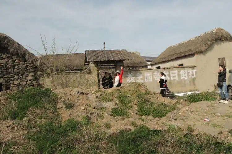 以抗日战争为背景《我的兄弟叫顺溜》在这个影视基地拍摄后,给人们