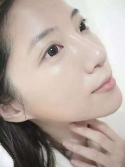 美丽是靠保养出来的,坚持这四个小习惯,你也能拥有细腻好皮肤