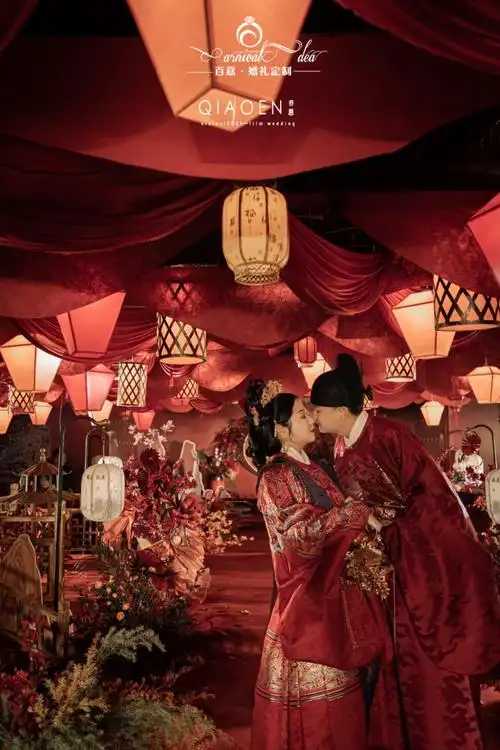 大学考古老师办中式明制婚礼从迎亲就开启地狱模式对诗投壶对弈