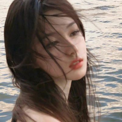 妖娆妩媚的女生头像清纯唯美头像大全