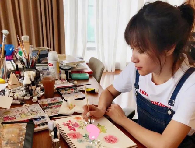 "文艺女神"徐静蕾的绯闻史,她的那些蓝颜知己,个个都不简单