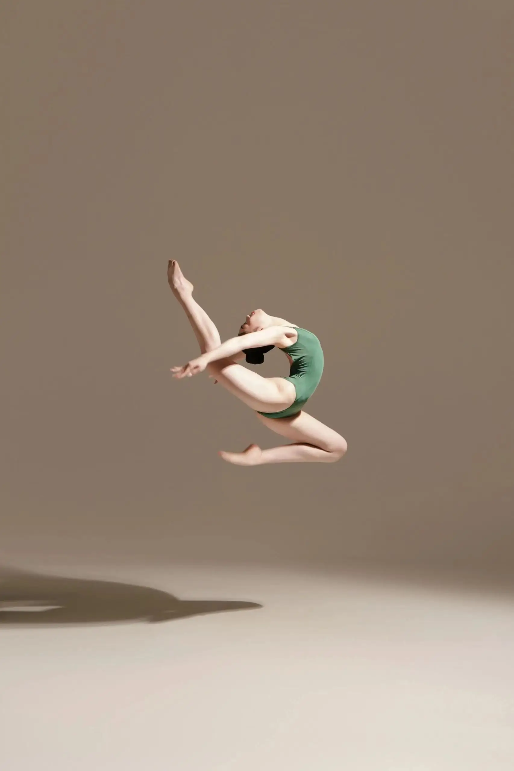 大一舞蹈生的面若桃花