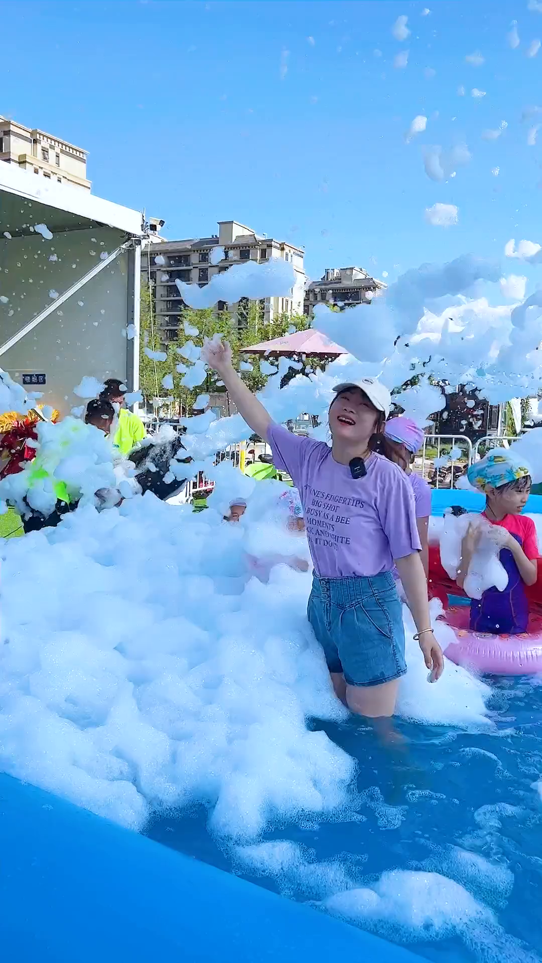 固安剑桥郡这边的水上乐园终于开园了!38畅玩一整天!-度小视