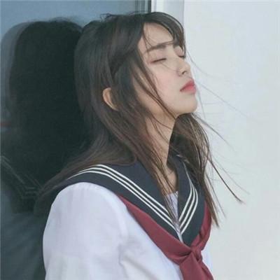 2021女生最火的头像高清伤感空余下满腹才情笑此生孤单