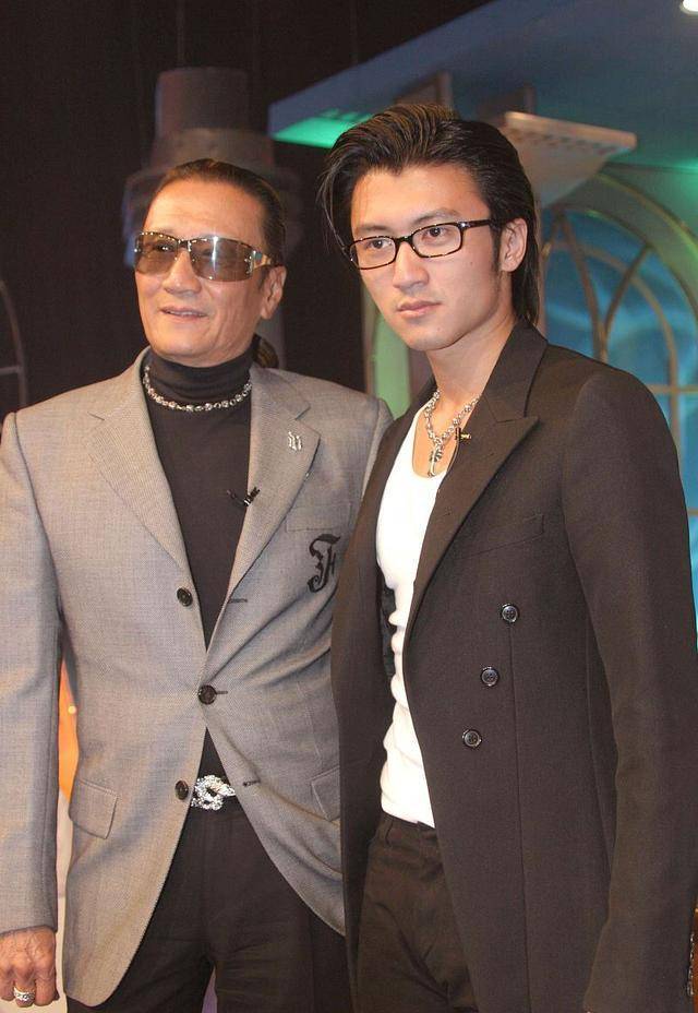 有过五个女人,年龄差最大达49岁,唯一愧对的是她_感情_谢霆锋_婚姻