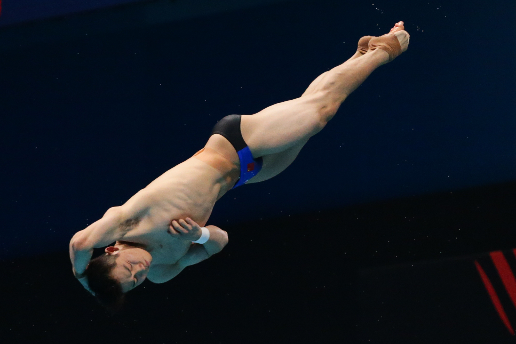 跳水王宗源获得男子三米板冠军