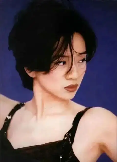 梅艳芳去世18年,再登热搜:为什么我们还在怀念她?