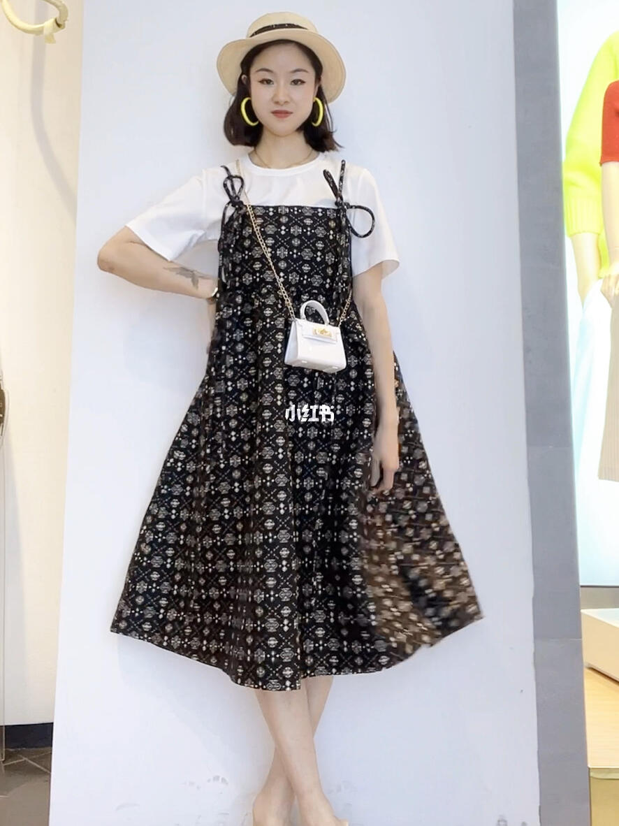 喜欢播牌女装衣服的姐妹可以关注我哟