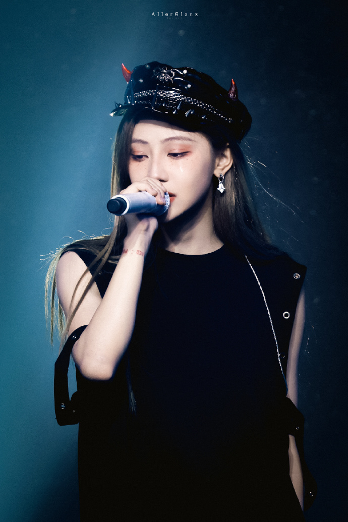 袁一琦cfbdsir2149个人巡演##袁一琦首张个人实体ep风向