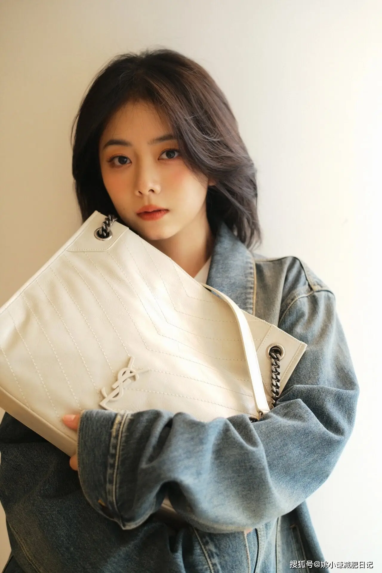 谭松韵,分享她4个方法保持体重80斤_运动_作息_规律