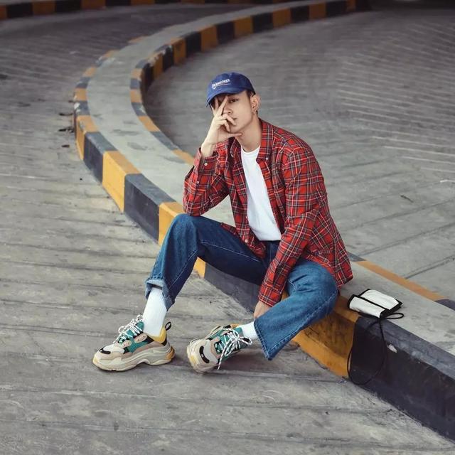 男生拍照,12个拍照姿势可以摆,阳光,帅气又好看