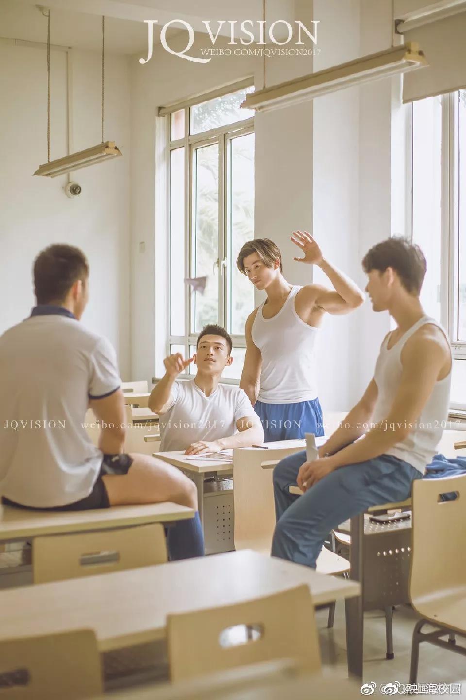 被上海体育学院学生宿舍筋肉大片骚了一把用来招生太硬核了