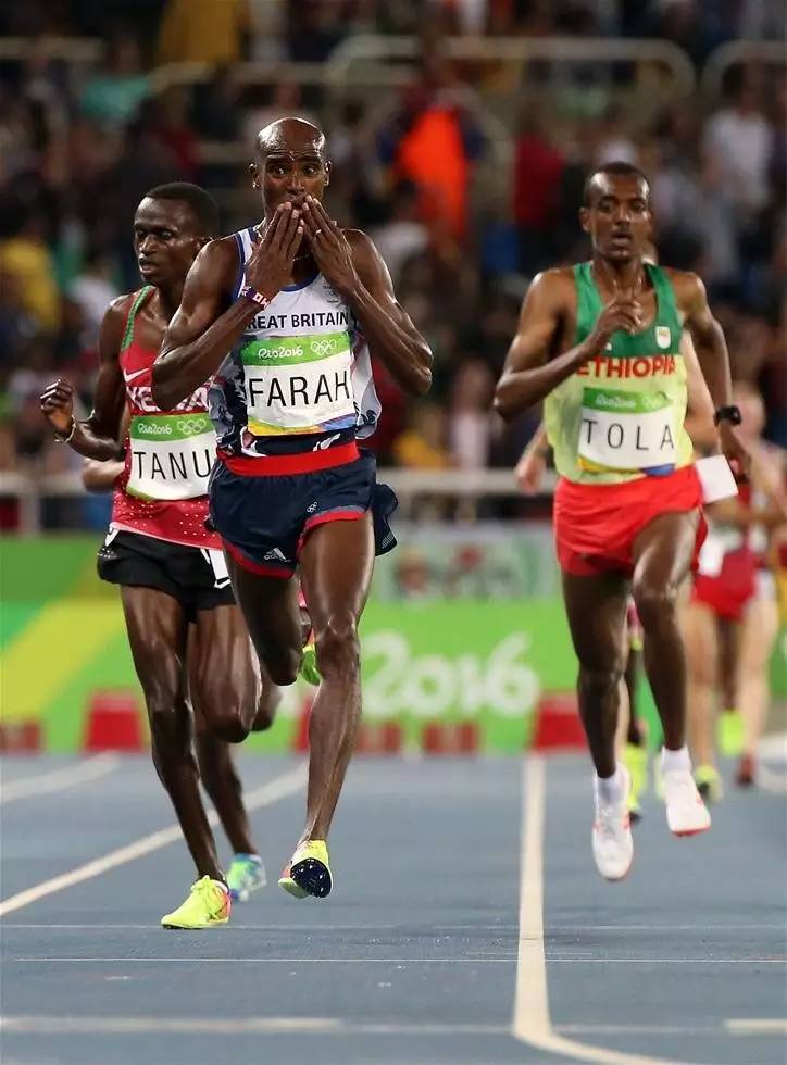 体育 正文 因此,现代中长跑运动项目训练负荷量和强度的安排总是在