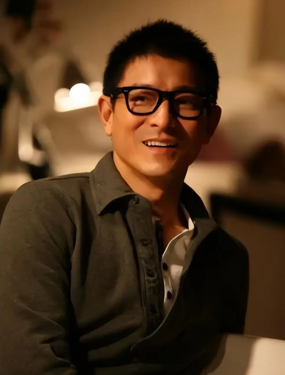 刘德华:北京一夜,江湖地位"飙升",人情冷暖尽显_王晶_