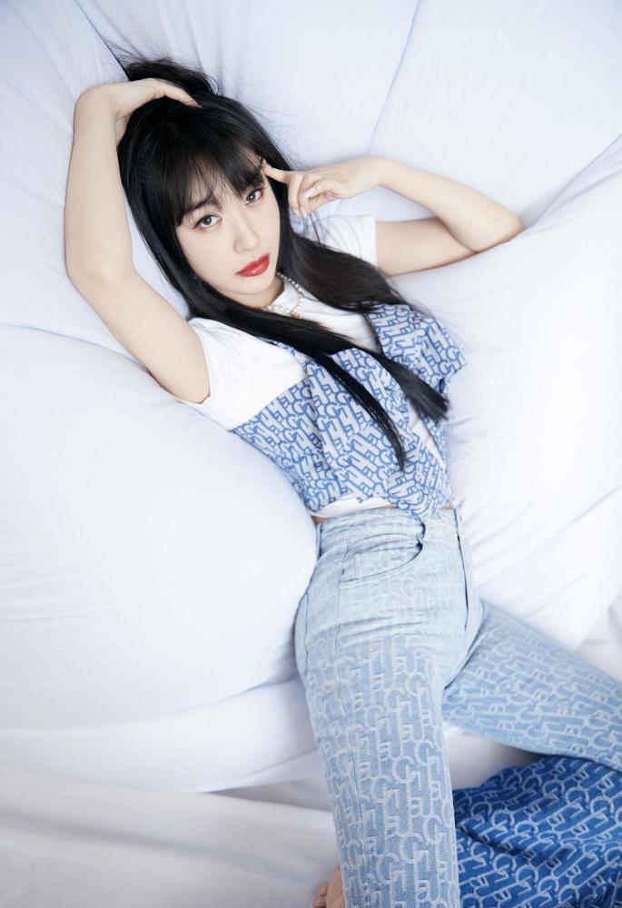 社会温柔妹2021-04-28 16:40:2128日,李菲儿参加某活动,被问网传