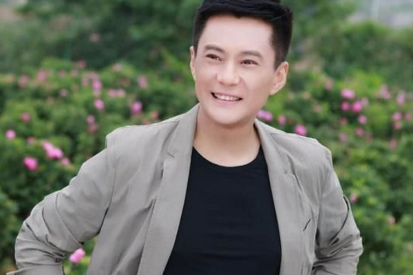 曹颖老公王斑出道多年,为什么一直不温不火?