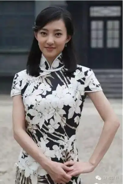 王丽坤穿上旗袍后惊艳无比