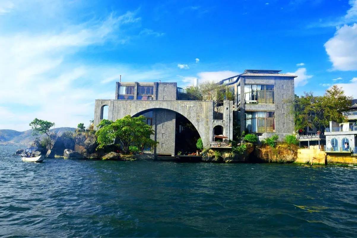 面朝洱海 春暖花开|杨丽萍的家,世界上最美的院子