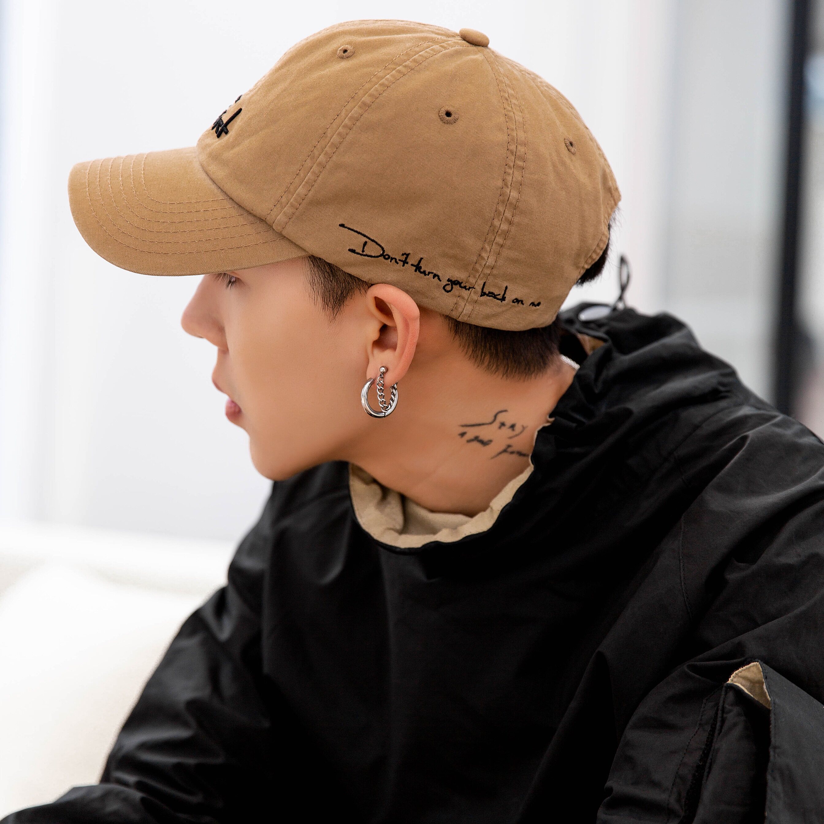 潮男帽子街头简约黑色棒球帽夏季学生鸭舌帽男青年遮阳防晒太阳帽