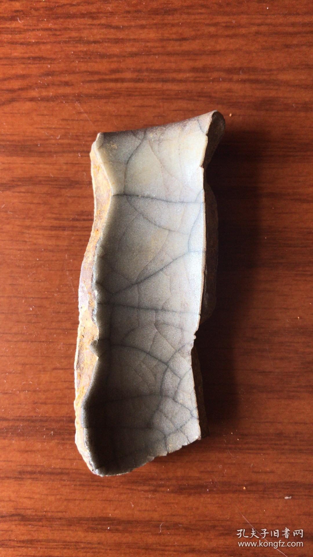 哥窑瓷片(2)---元代哥窑米黄釉瓷片