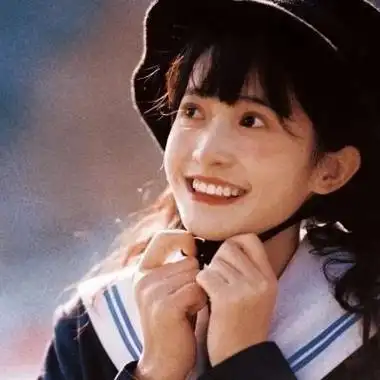 笑得很灿烂的女生头像爱笑的女生头像唯美大全