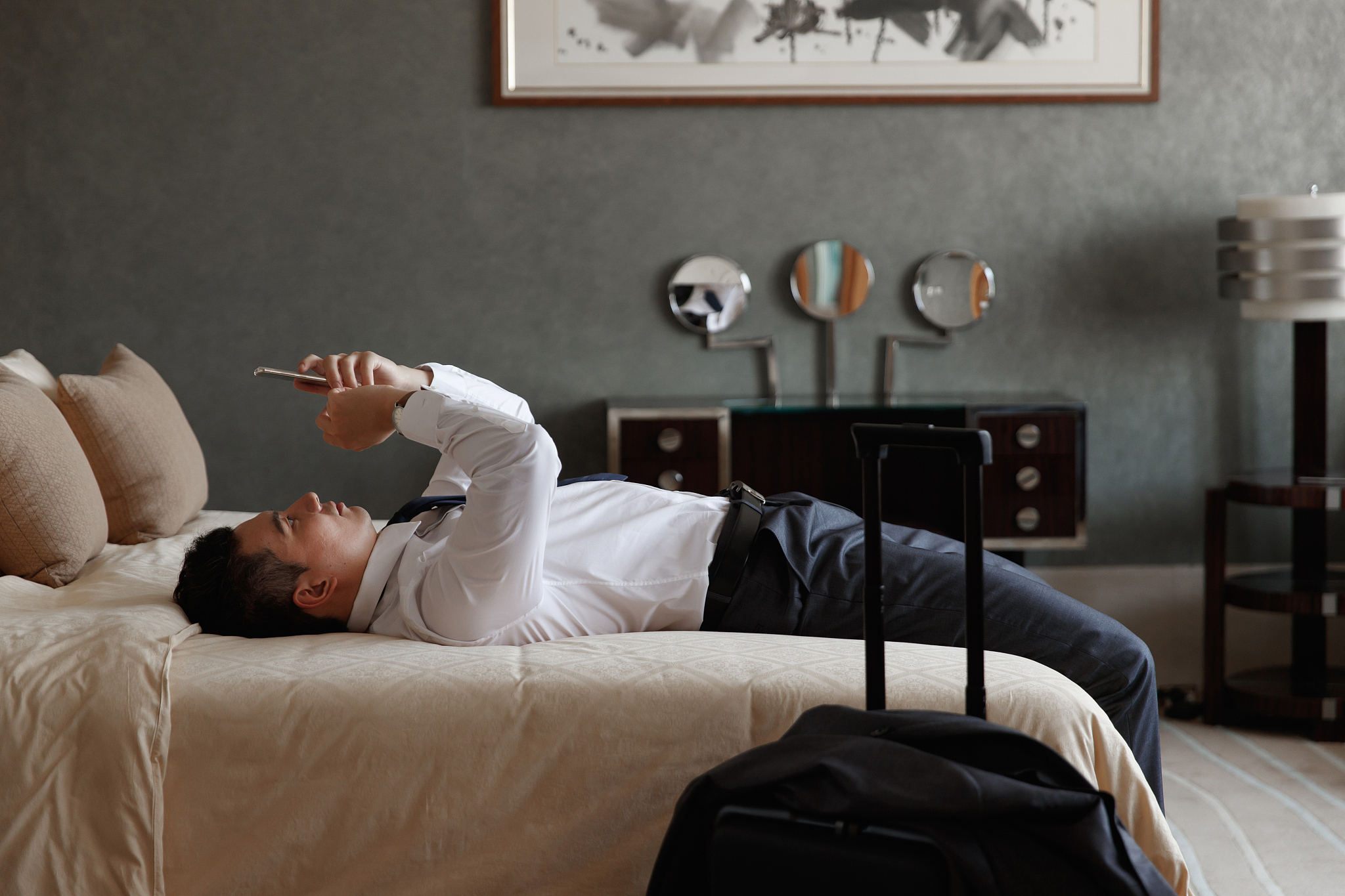 经济压力,社会竞争,就业难,都是他们躺平的原因.